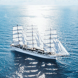 Niklas Oberhofer kocht an Bord der Sea Cloud Spirit. Foto: Sea Cloud Cruises
